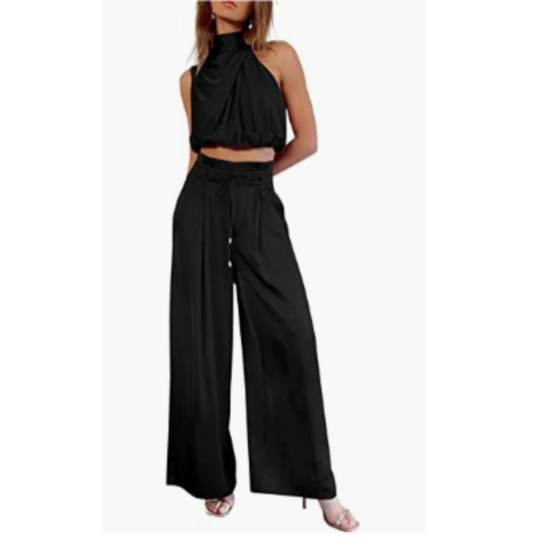Allsidig og feminin kvinner jumpsuit i minimalistisk design, ideell for sommerens anledninger.