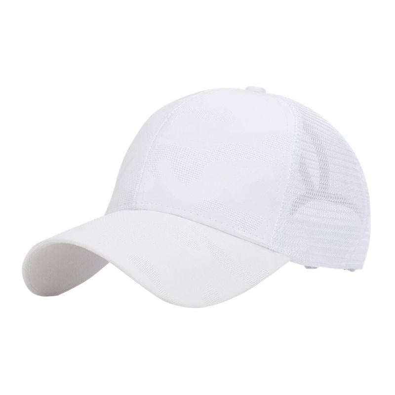 Baseballcap for kvinner med kabelhull, justerbar for perfekt passform, sporty hodeplagg.