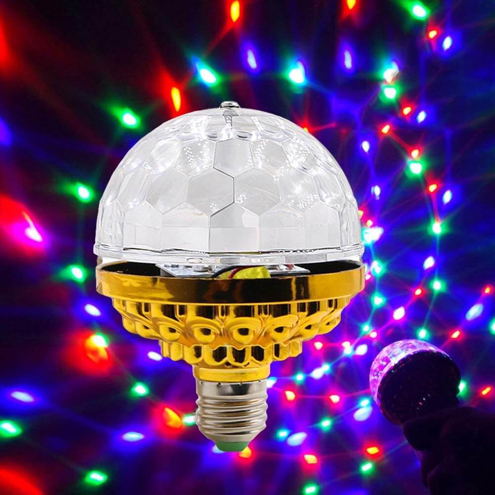 Dynamisk LED krystallkule festlys, projiserer roterende farger for en uforglemmelig discoball-opplevelse.