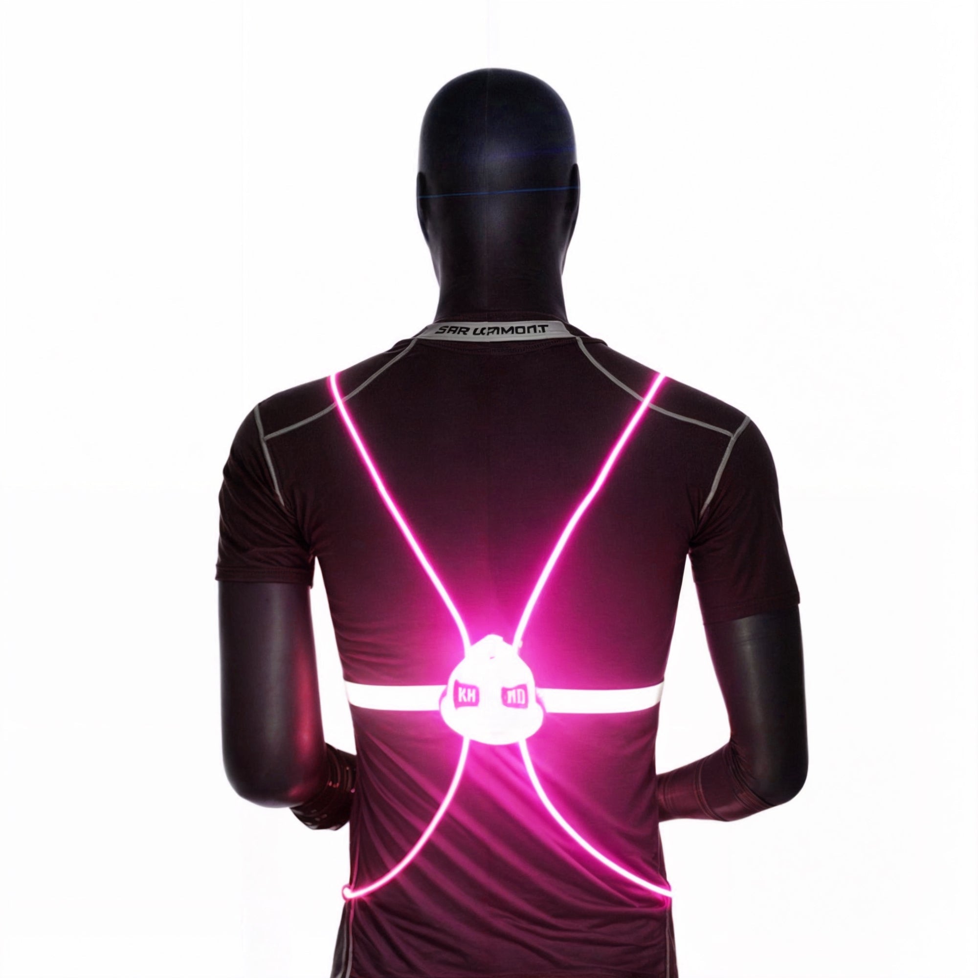 Lett løpevest med integrerte LED-lys og høyreflekterende materiale for synlighet under joggeturer i mørket.