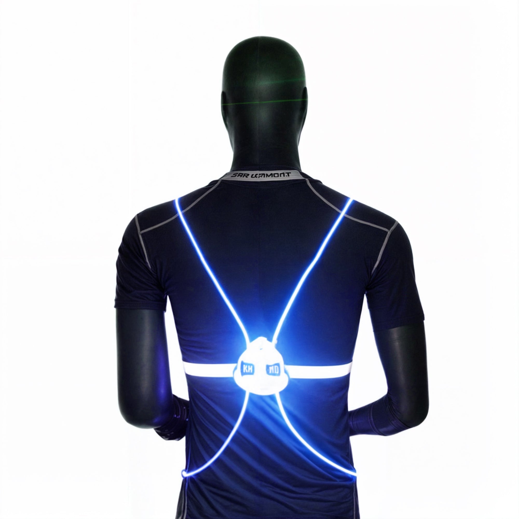 Høy synlighetsvest med kraftige LED-lys og bredt refleksbånd, perfekt for mørke kvelder og dårlig vær.