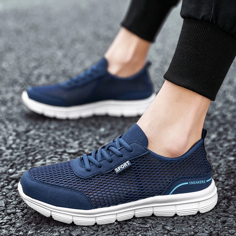 Ergonomiske lette mesh joggesko for menn, gir god støtte og pustende komfort hele dagen.