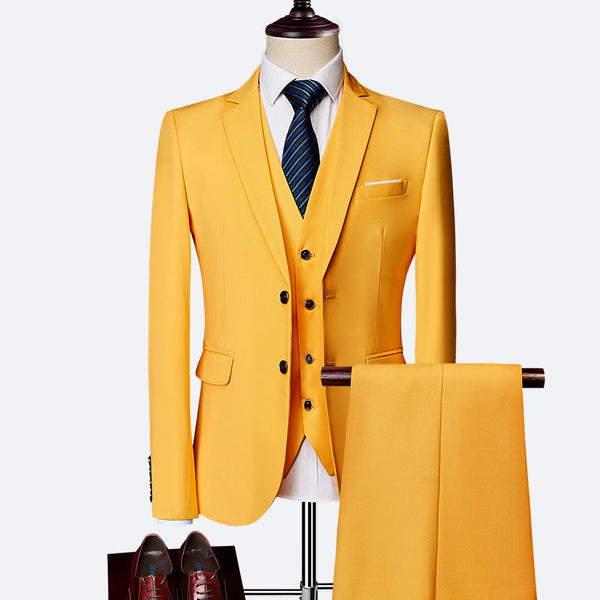 Komplett 3-delt slim fit dresspakke for menn. Inkluderer jakke, vest og bukse, elegant design.
