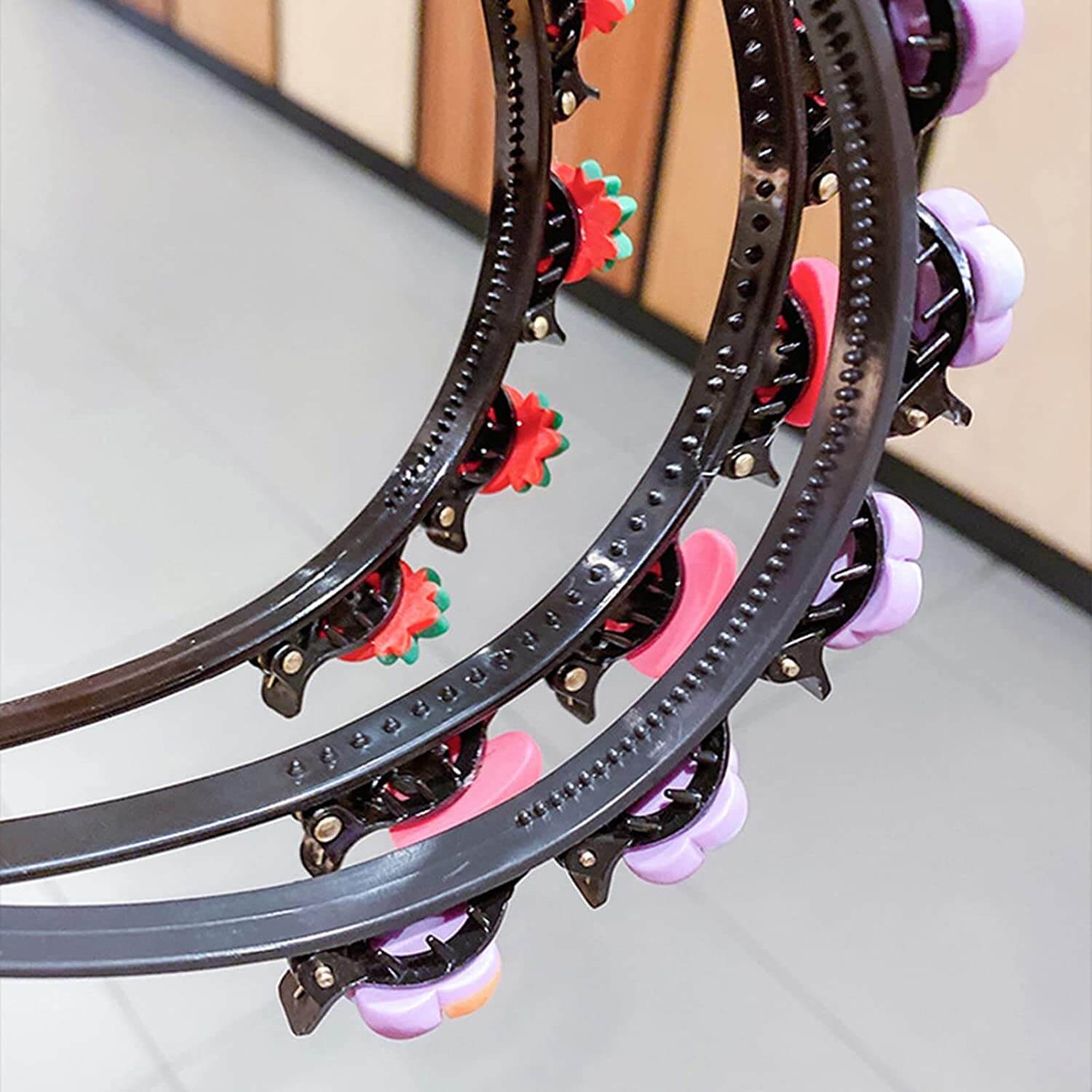 Vielfalt an Prinzessin-Haarspangen, trendiger Haarschmuck und Kinderaccessoires