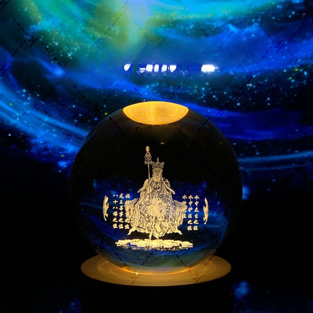 USB-drevet månekrystallkule lampe, gir et jevnt og mykt LED-lys.