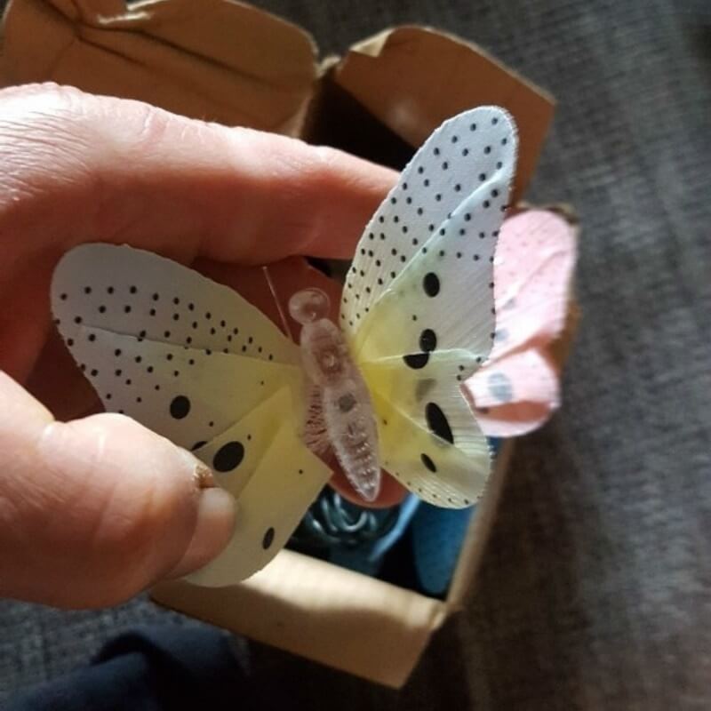 Vanntett sommerfugl LED feelys, ideelt som solcellelys og hagedekorasjon for årstider.