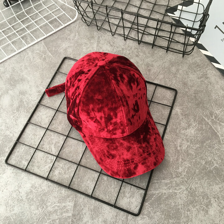 Justerbar herre baseballcaps, ideell for utendørsaktiviteter og som trendy fritidstilbehør.