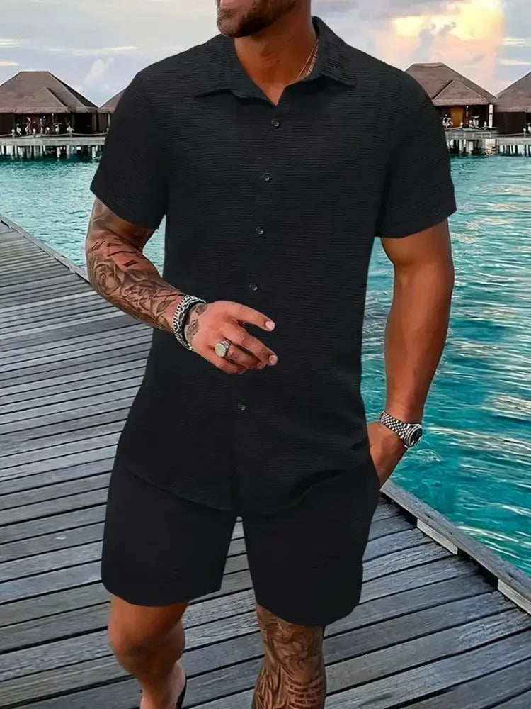 Reisevennlig jacquard sett, elegant menns sommerantrekk med shorts og matchende skjorte.