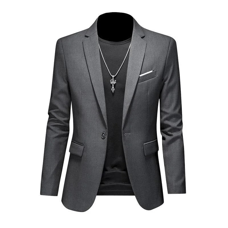 Menns skreddersydde business blazer, klassisk snitt, fremhever profesjonell stil.
