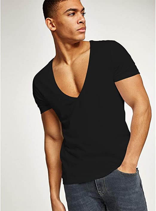 Menns V-hals t-skjorte i svart, kortermet og komfortabel, for en elegant casual stil.