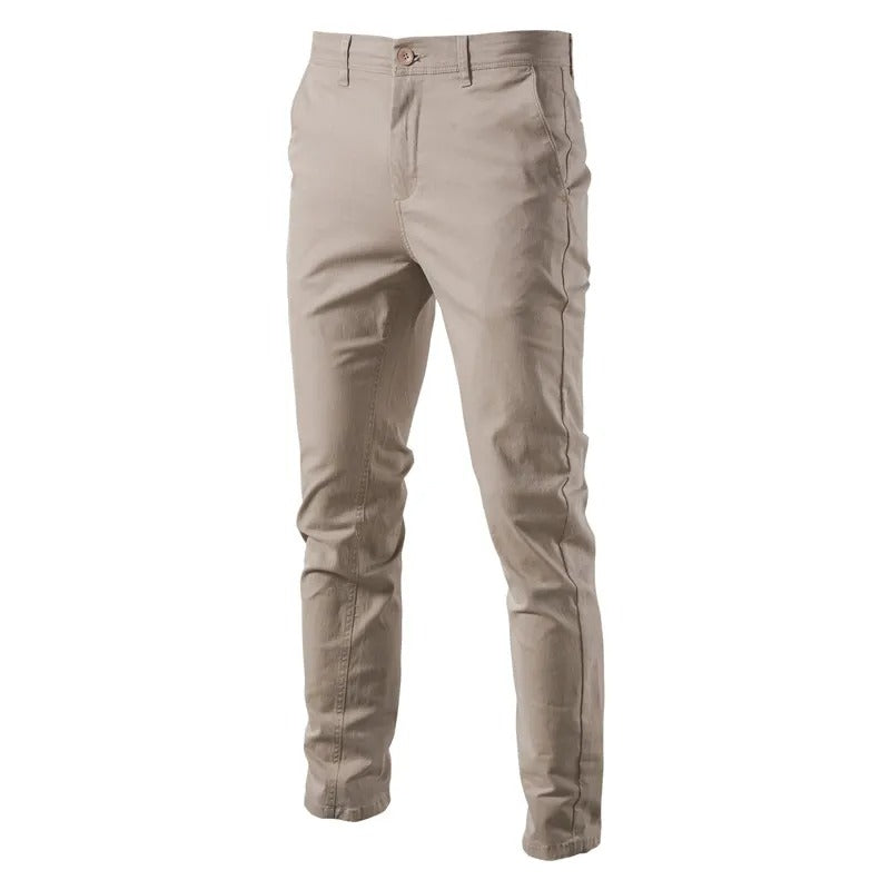 Komfortable herrebukser i slim fit med moderne snitt, egnet for smart casual eller jobb.