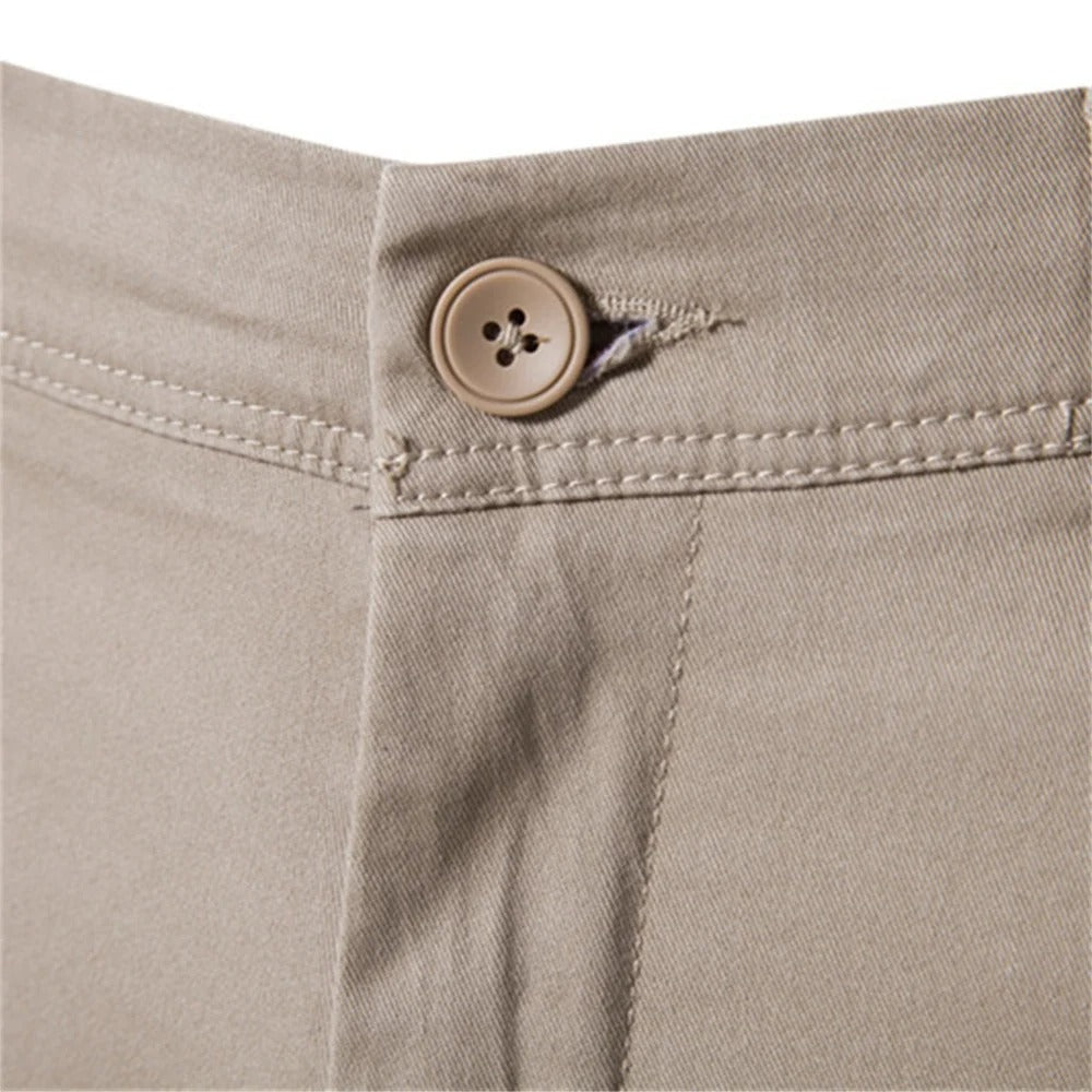 Hverdagsbukser for menn: komfortable slim fit med stilrent design, passer til alt.