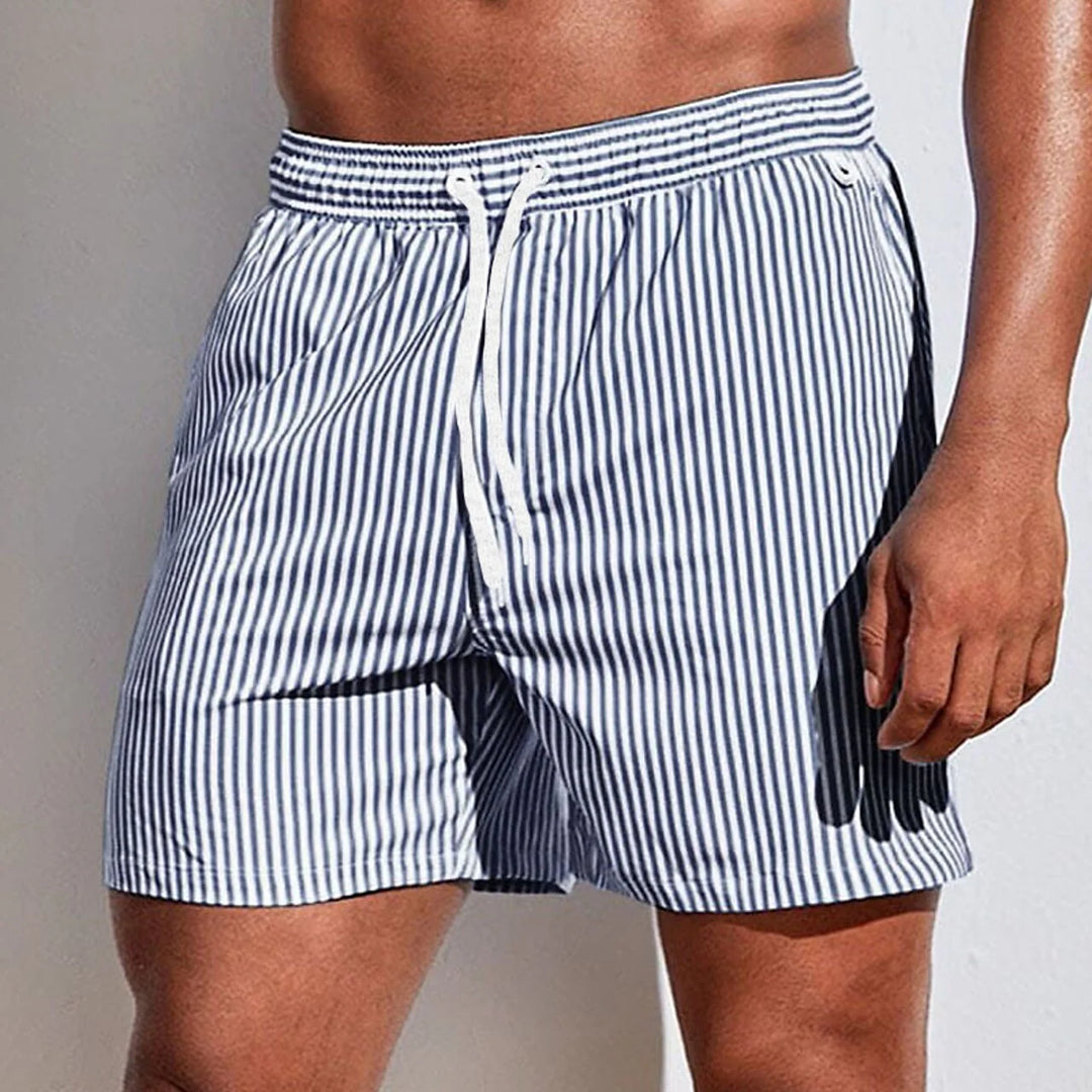 Myk og komfortabel herreshorts, perfekt for fritid og hverdagsbruk. En stilfull shorts for menn.