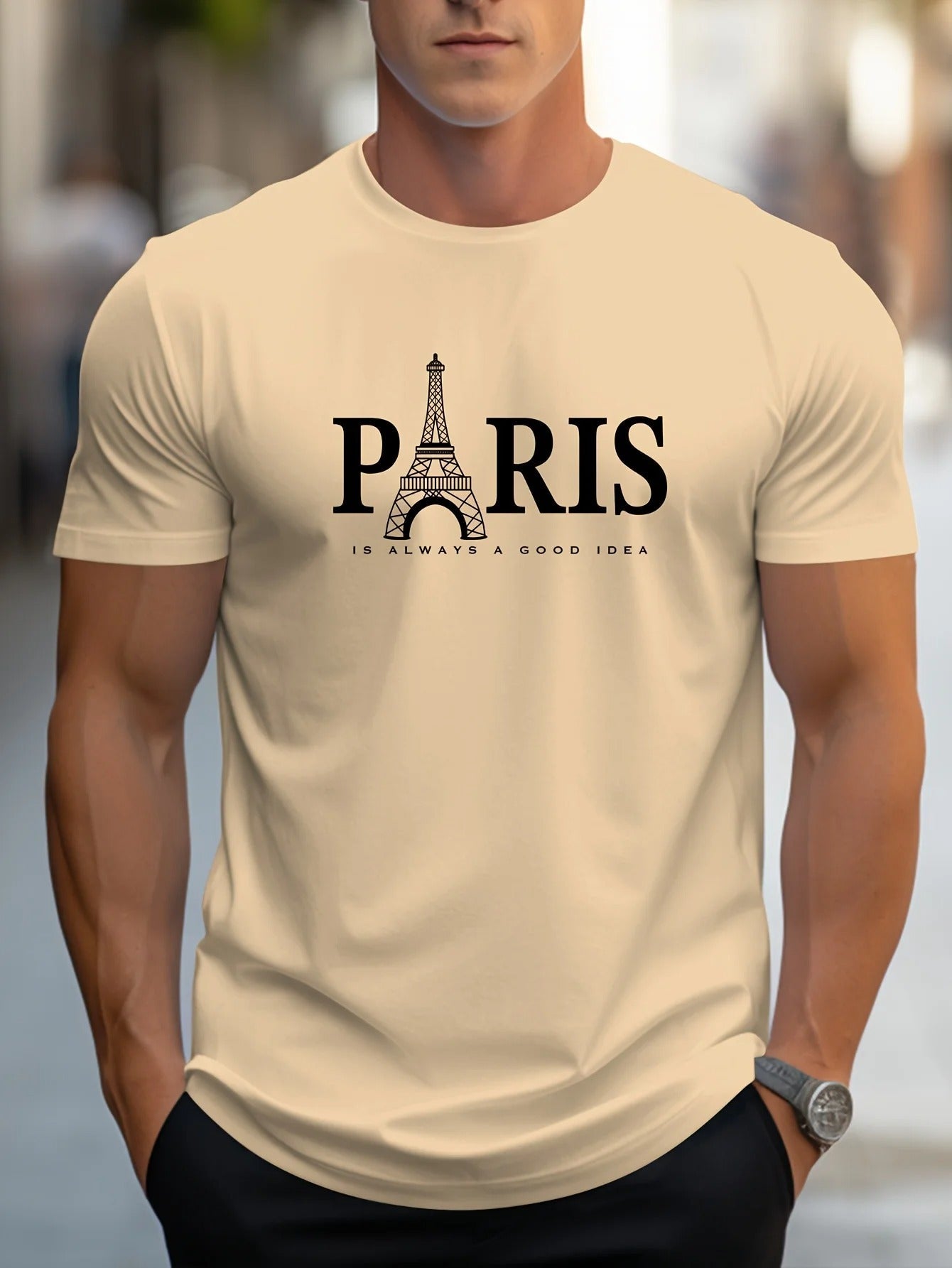Kortermet oversized t-skjorte for menn med trendy Paris-motiv. Passer til streetwear og casual bruk med god komfort.