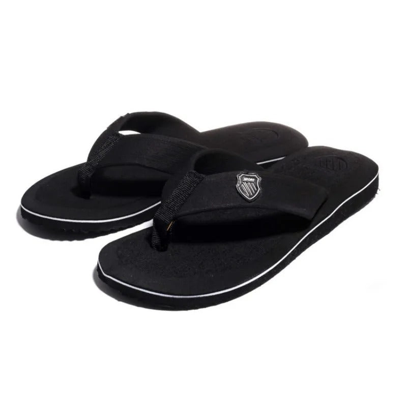 Menns sklisikre flip-flops for strand, basseng og hverdagskomfort.