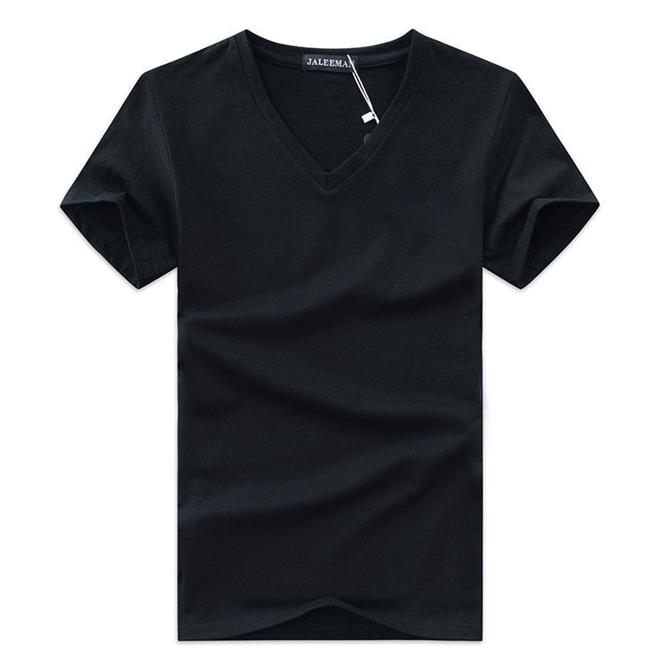 Menns slim fit V-hals t-skjorte i myk bomull, perfekt for hverdag og sommer.