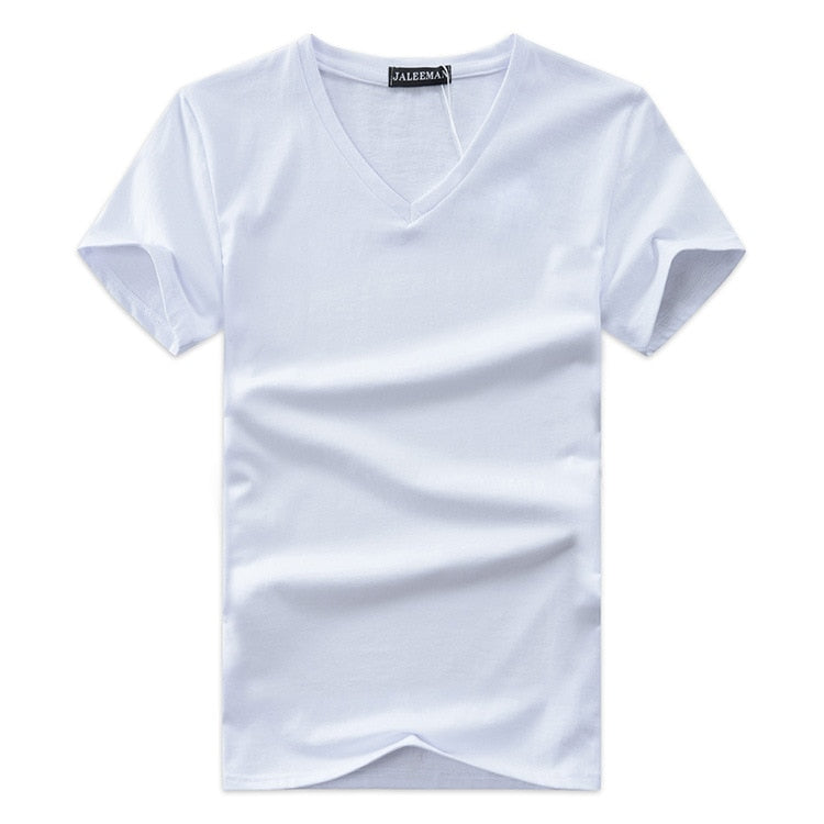Elegant slim fit V-hals t-skjorte for menn, et must-have basisplagg for moderne herreklær.