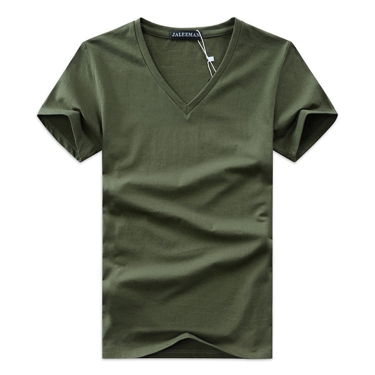 Moderne menns slim fit V-hals t-skjorte. Perfekt for en stilig og uformell look.