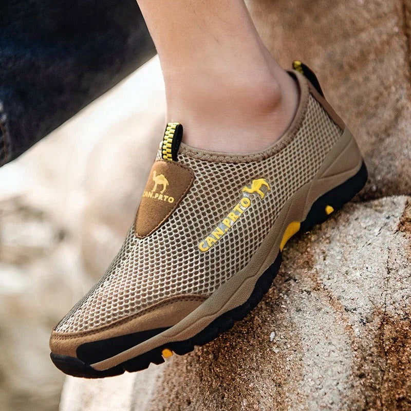 Menns casual joggesko: Pustende mesh, slip-on funksjon for rask og enkel påkledning.