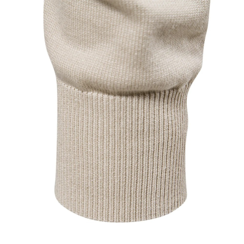 Menns genser, enkel rund hals design, stilfull og lett å kombinere.