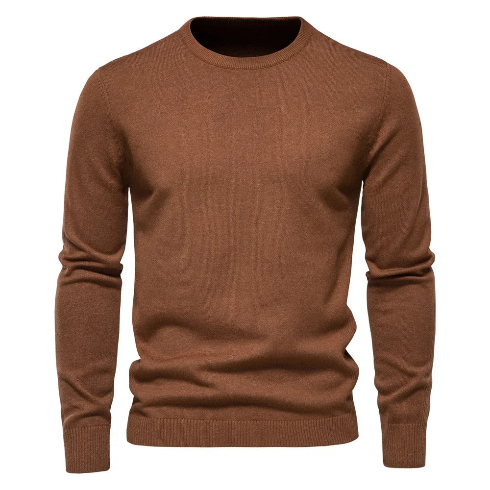 Menns varm slim fit genser med o-hals i elegant stil, perfekt for høst og vinter.