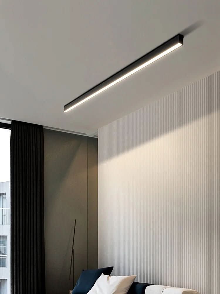 Elegant taklampe med LED, energieffektiv belysning for stue og soverom.