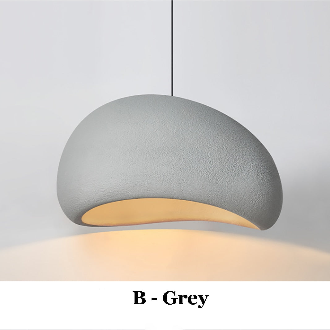 Elegant pendellampe, hvit taklampe for moderne interiør i stue. Dekorativ belysning.