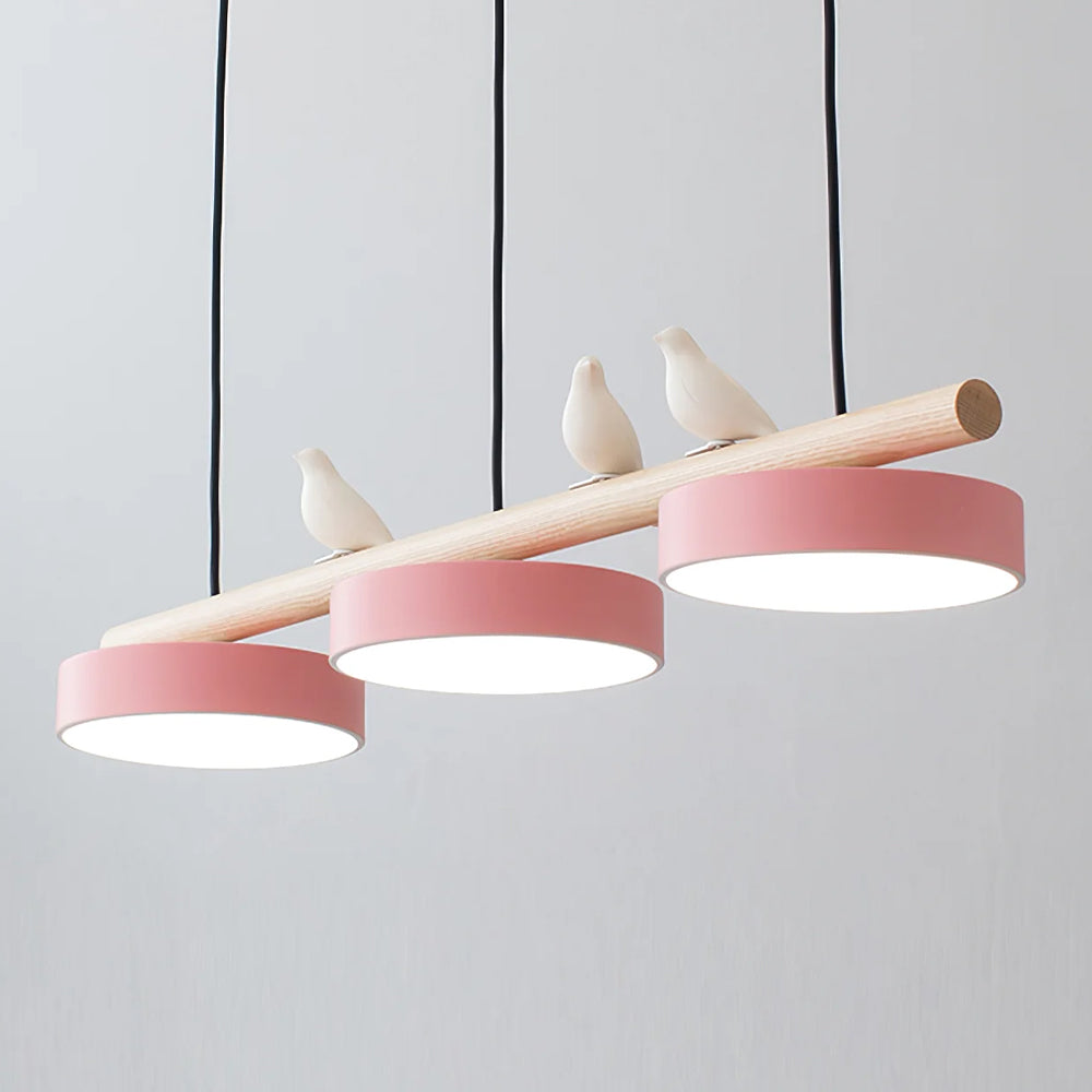 Designer pendellampe med unikt fuglemotiv; LED-lys for stilfull spiseplass.