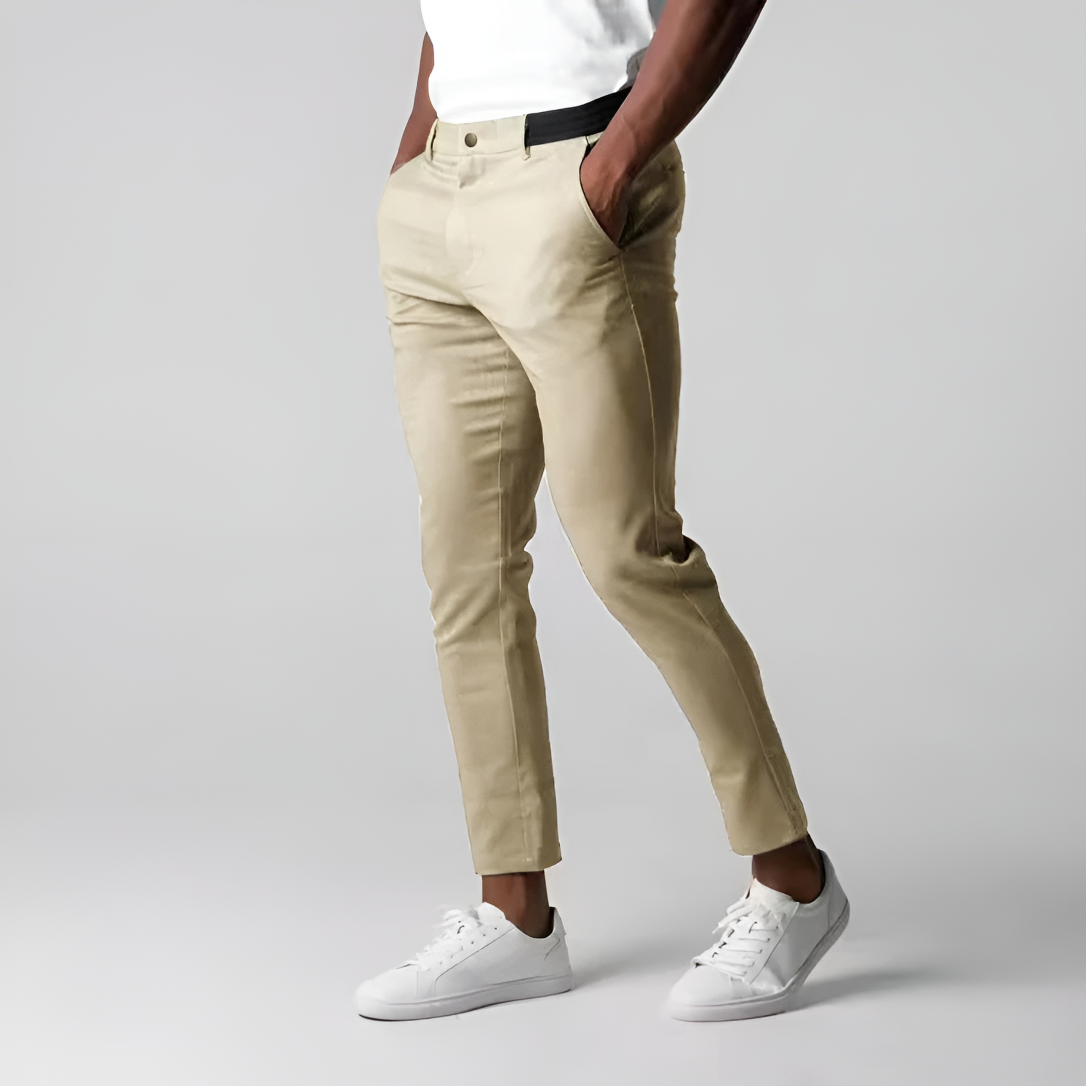 Klassiske herre bukser med stretch. Chinos i tidløst design, ypperlig for både hverdag og formelle eventer.