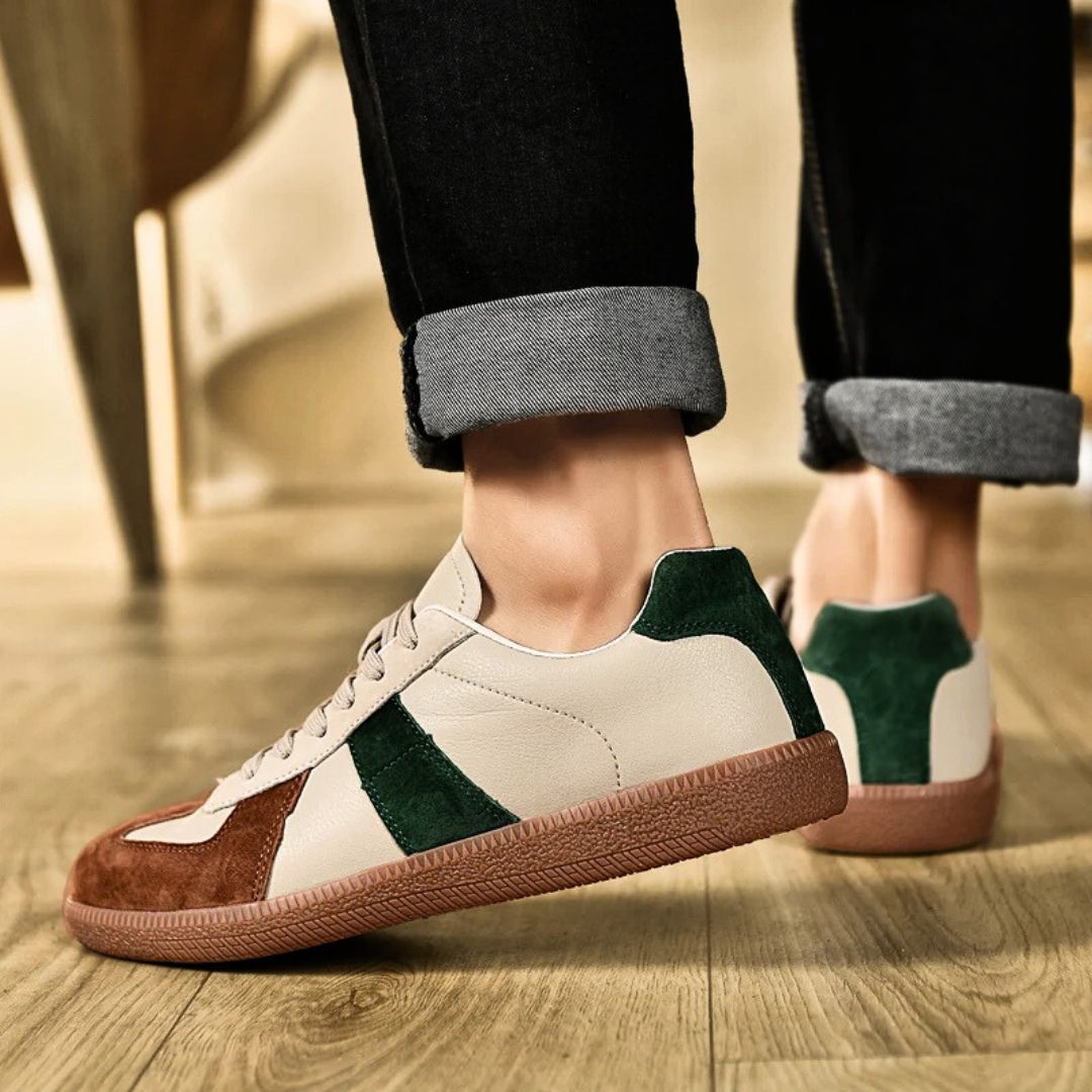 Allround herresneakers; moderne stil, komfortsko med slitesterk gummisåle til fritid.