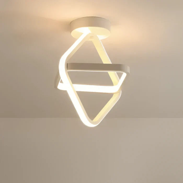 Stilren og energieffektiv LED taklampe. Gir moderne belysning til ethvert hjem.