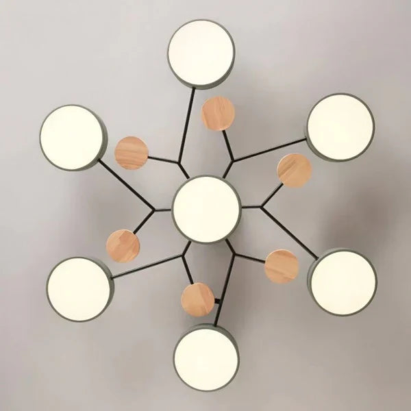 Elegant designlampe: LED-taklampe med justerbare armer. Perfekt moderne interiørlys for stue og soverom.