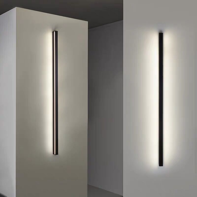 Innvendig LED vegglampe med rent minimalistisk design. Passer perfekt i moderne interiør og belysning.