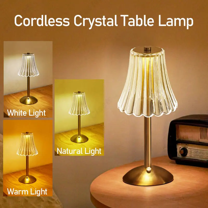 Minimalistisk oppladbar bordlampe for moderne interiør. Trådløs LED-belysning med dimmefunksjon.