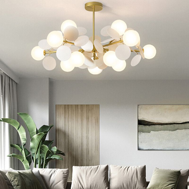 Designerlampe: moderne pendellampe med skreddersydd belysning for ditt hjem.
