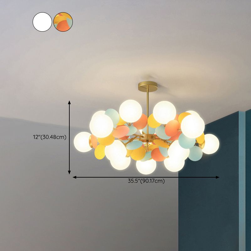 Funksjonell moderne pendellampe; stilfull taklampe for optimal skreddersydd belysning.