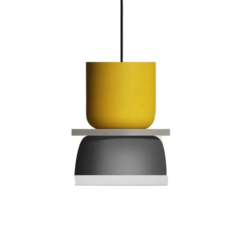 Moderne skandinavisk hengelampe i pastellfarge. Elegant taklampe for stue og spisestue.