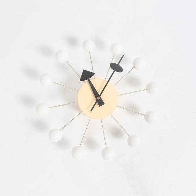 Stor minimalistisk veggklokke. Tidløs design for hjemmeinnredning. Stille bevegelse, enkel å montere.