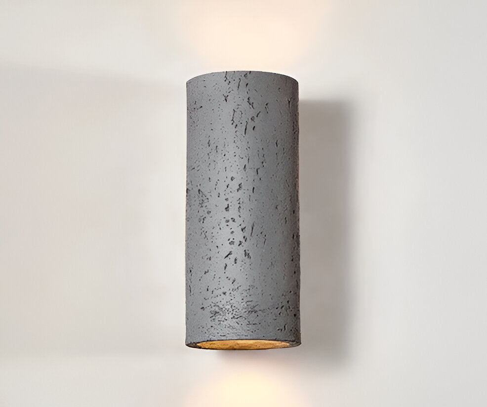 Moderne LED vegglampe, gir flott opp-og-ned belysning. Egnet for både innendørs og utendørs bruk.