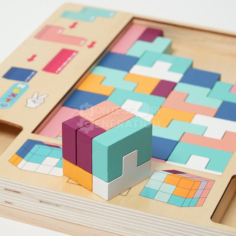 Nærbilde av Montessori Tetris treklosser i lyse farger, taktilt læringsleketøy for barn.