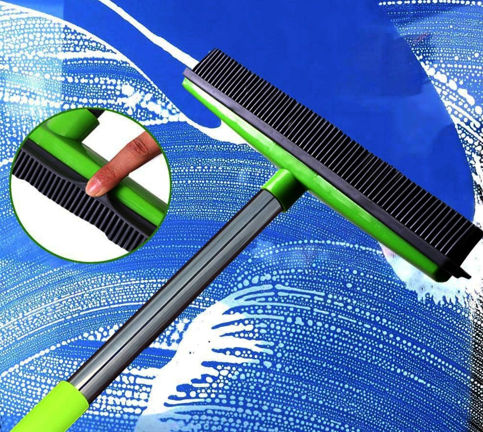 Haustierbedarf: Gummibesen speziell für die Entfernung von Tierhaaren von verschiedenen Oberflächen.