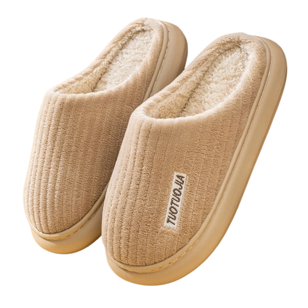 Behagelige dame tøfler i plysj med memory foam såle for avslappet kos.