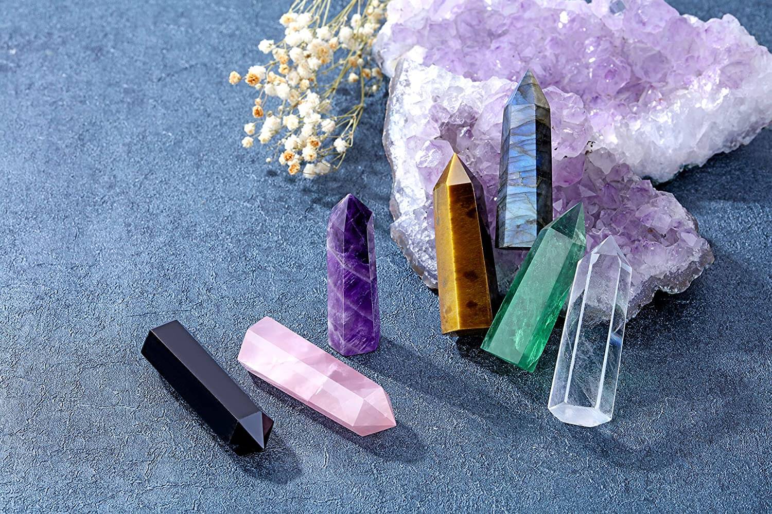 Krystallstav, et kraftfullt verktøy for reiki, meditasjon og personlig utvikling.
