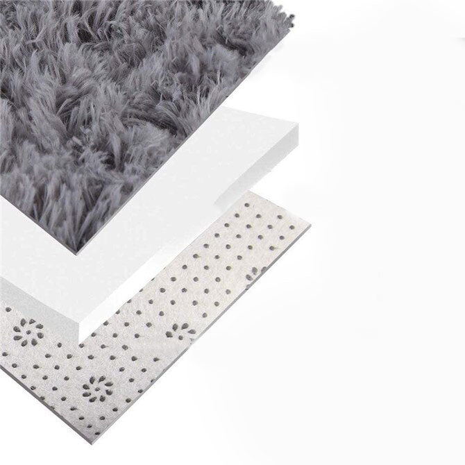 Nordisk geometrisk gulvteppe i moderne design. Mykt polyester teppe for hjemmedekor og interiør.
