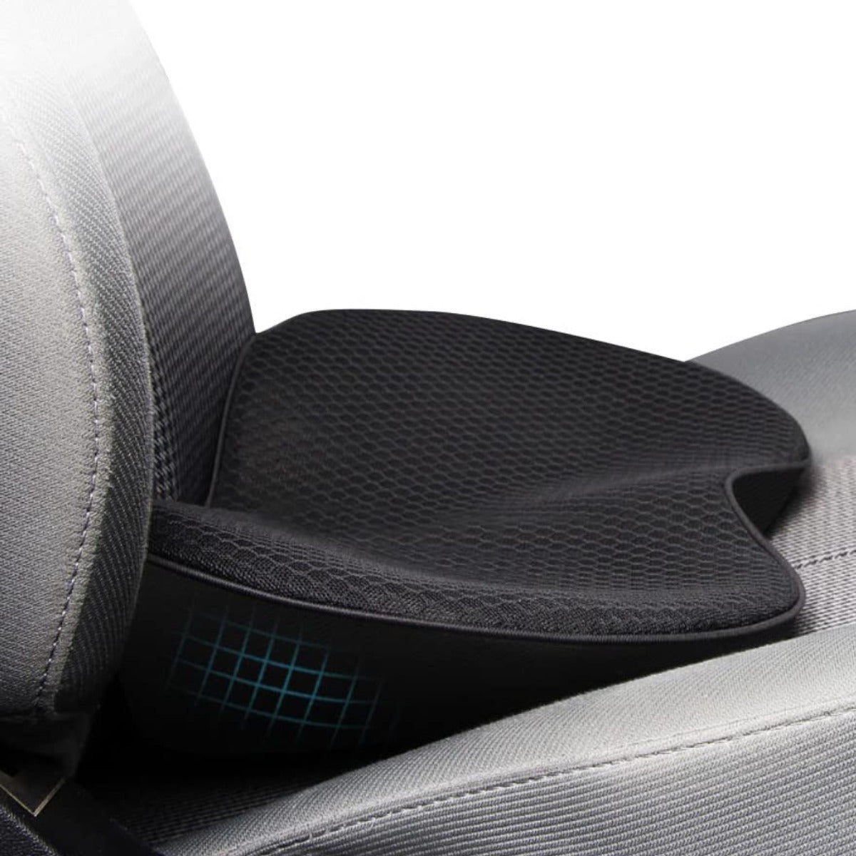 Ortopedisk bilsetepute i memory foam for komfort og holdningsforbedring, ideell for lange bilturer.