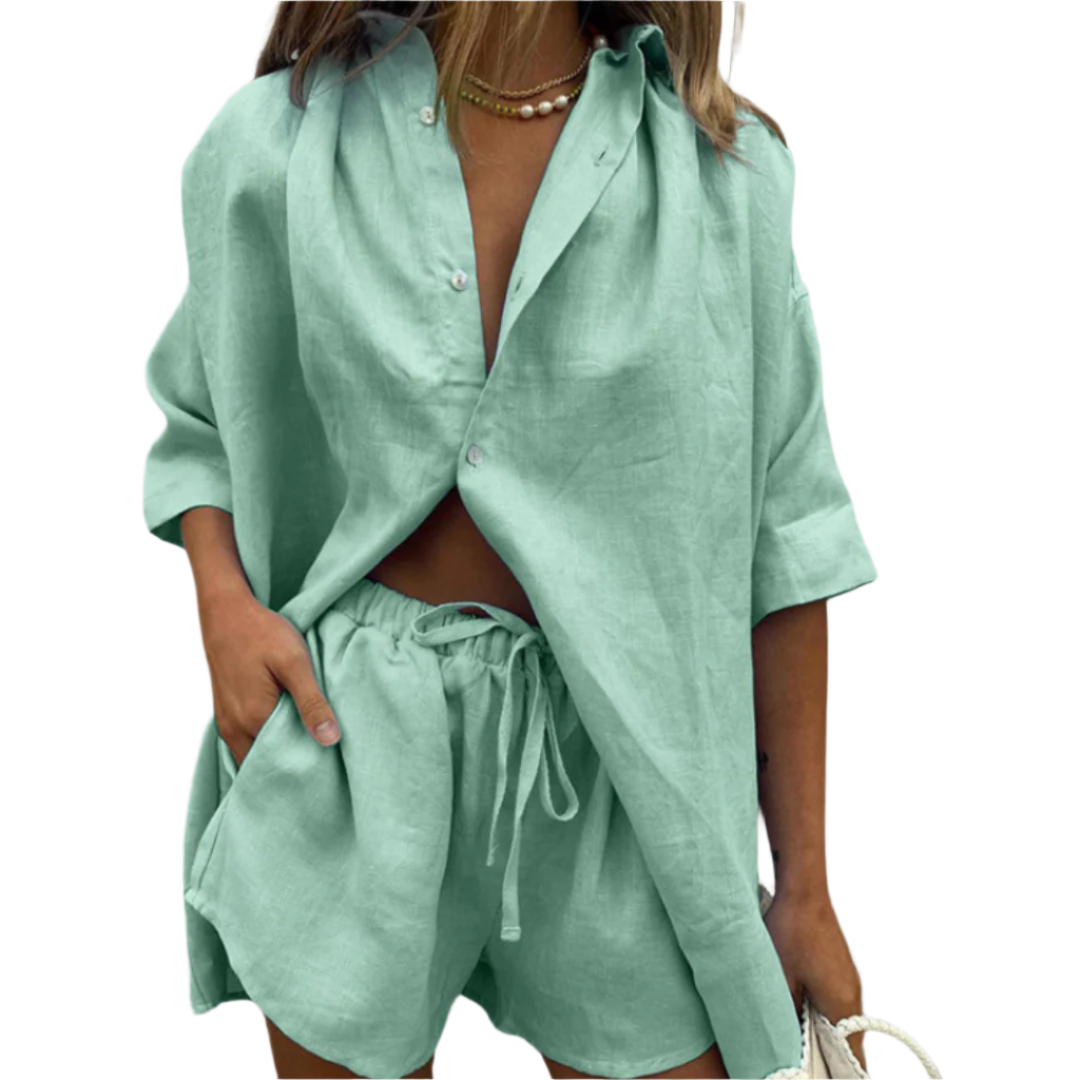 Oversized damesett med skjorte og justerbare shorts for sommeren. Komfortabelt og avslappet sommersett for kvinner.