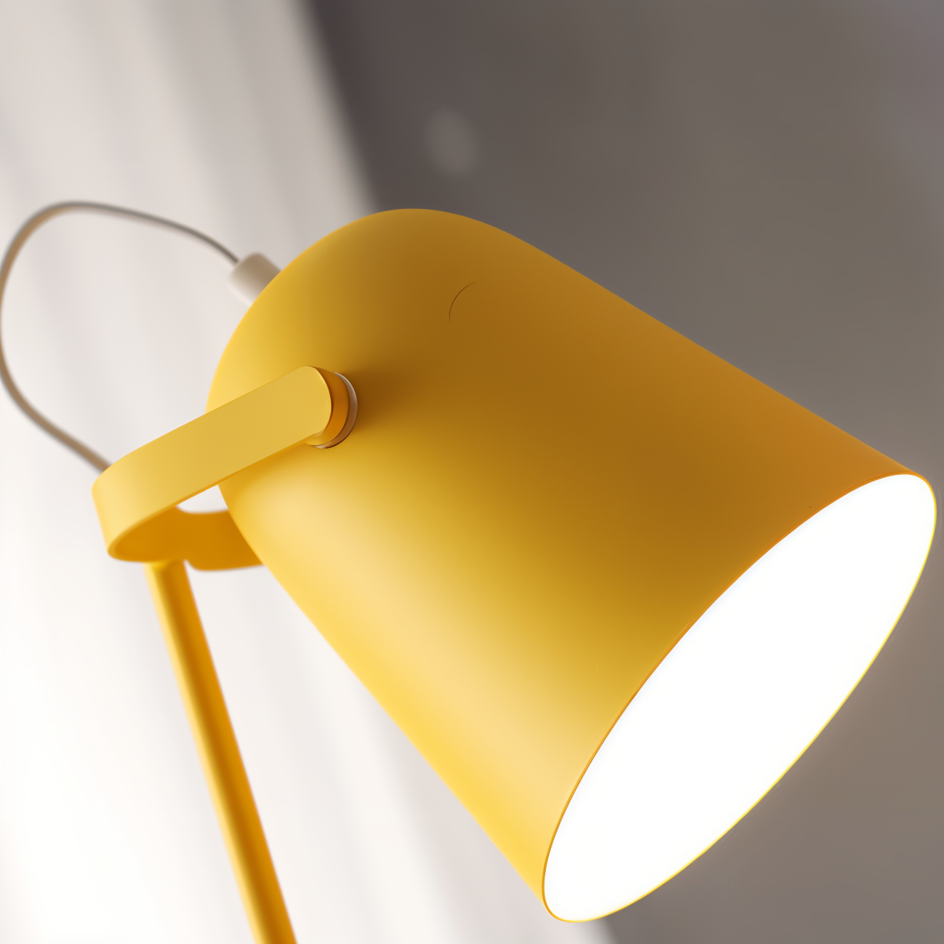 Dekorativ pastell bordlampe, inspirert av makroner. En stilren detalj for ditt moderne interiør.