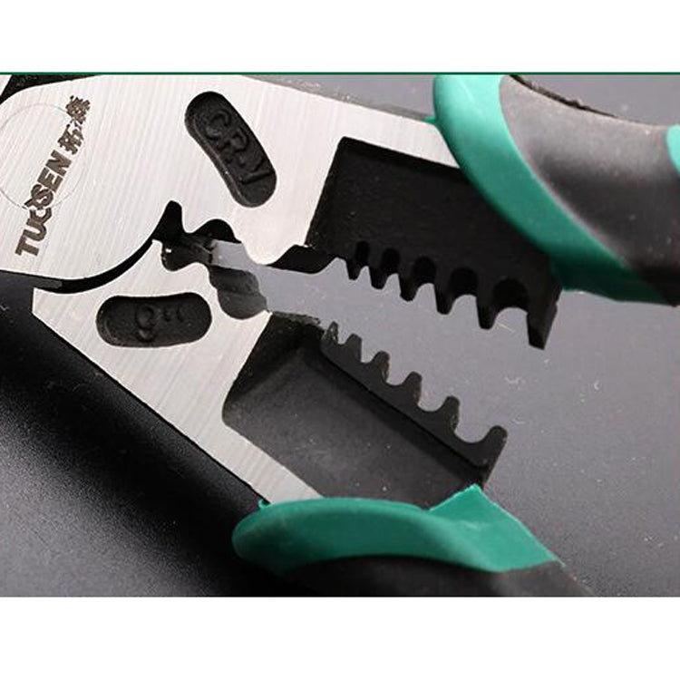 Robust multifunksjonell tang med ergonomisk grep for presis kutting, striping og krymping av ledninger.