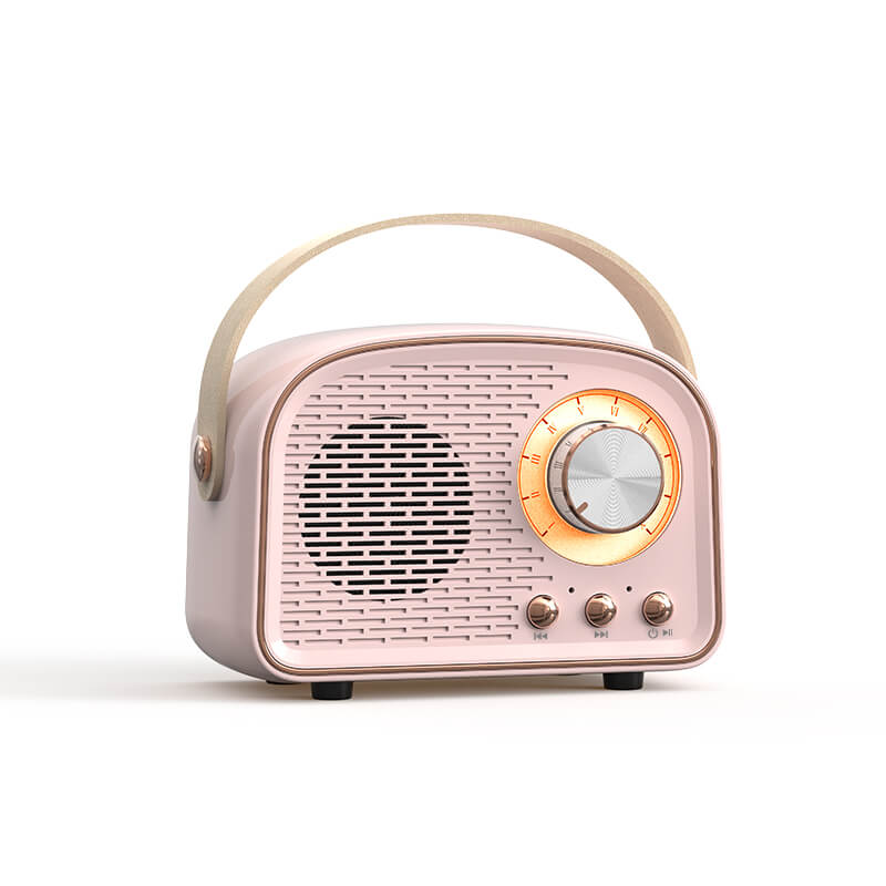 Kraftig musikkavspiller: Retro Bluetooth høyttaler gir fyldig trådløs lyd med vintage sjarm.