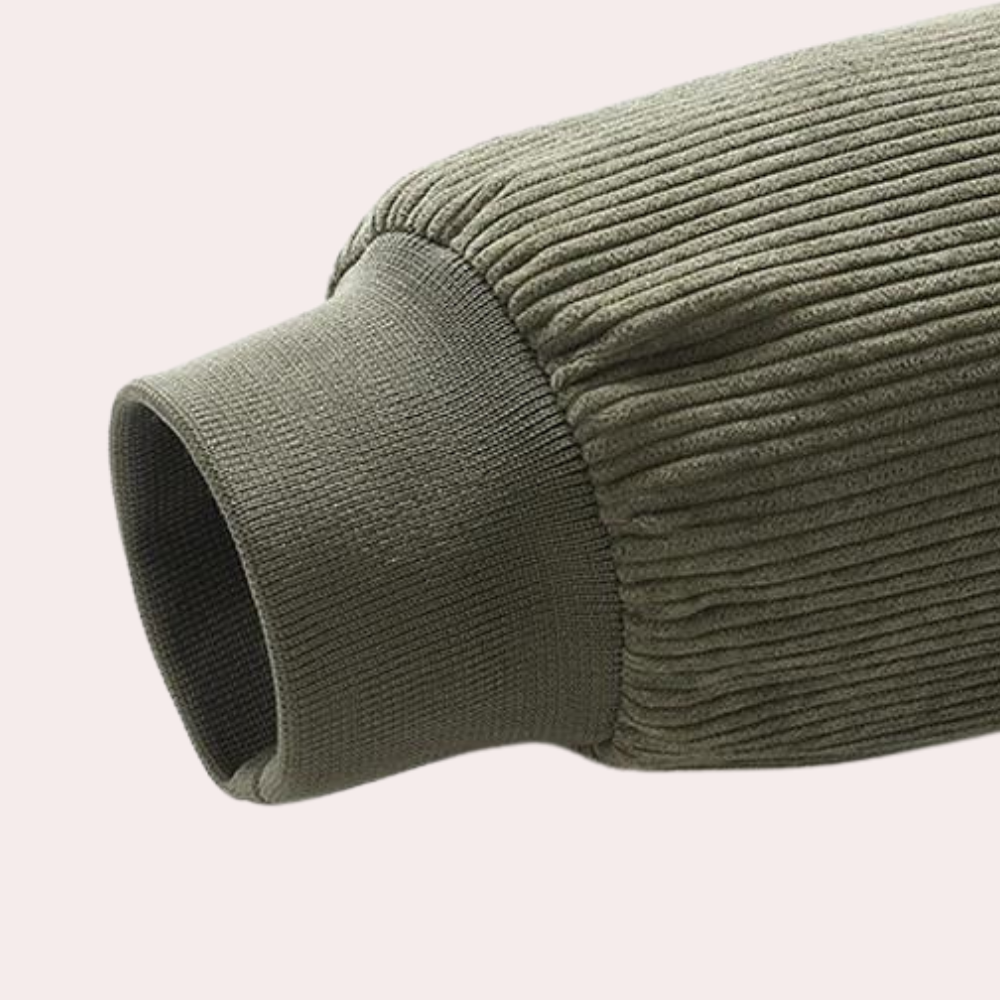 Stilren retro herrejakke. Komfortabelt ytterplagg for høst/vinter, elegant klassiker i moteklær.
